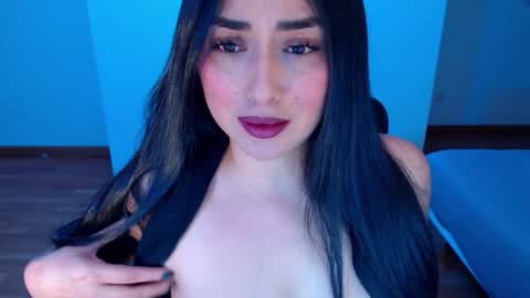 Snapshot of love_samantha chatting on 12-10-24, 09:44 Samantha online show from 12-10-24, 09:44