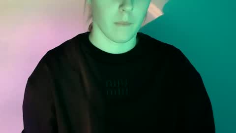 Vivian online show from 12-04-25, 02:15