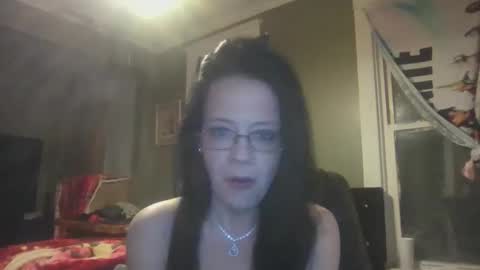 Snapshot of loveashlii chatting on 05-21-26, 08:21 loveashlii online show from 05-21-26, 08:21