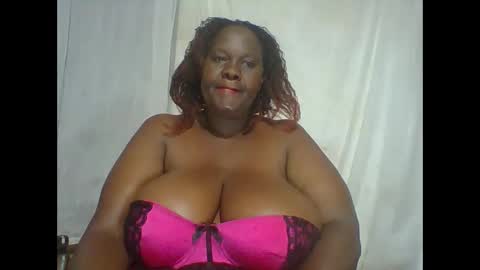 Lynn online show from 11-01-25, 01:40