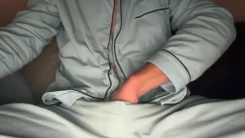 lovecoquin online show from 12-14-25, 08:13