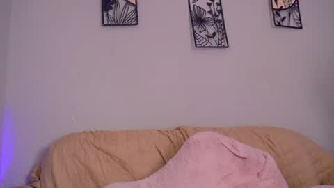 Snapshot of loveegirll chatting on 07-14-26, 05:56 katalina online show from 07-14-26, 05:56