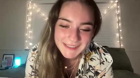 Olivia Rose online show from 07-16-26, 03:23