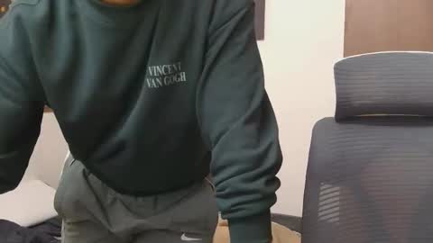 Indian hairy online show from 12-05-25, 07:39