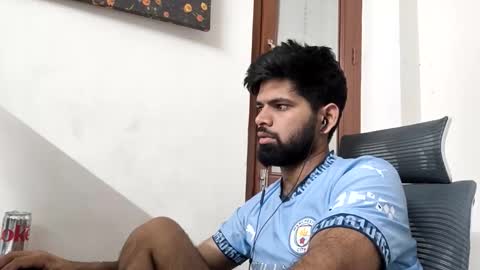 Snapshot of lovehairyindian chatting on 05-06-26, 12:52 Indian hairy online show from 05-06-26, 12:52