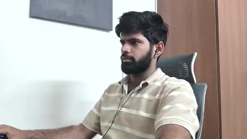 Snapshot of lovehairyindian chatting on 05-29-26, 06:44 Indian hairy online show from 05-29-26, 06:44
