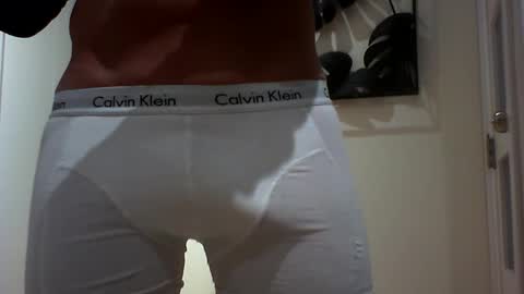 Snapshot of lovehairyone chatting on 01-13-25, 10:03 lovehairyone online show from 01-13-25, 10:03