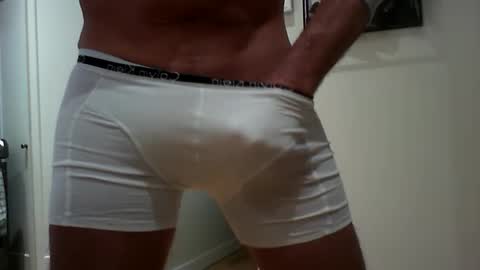Snapshot of lovehairyone chatting on 02-24-25, 06:26 lovehairyone online show from 02-24-25, 06:26