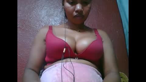 loveinlife750427 online show from 10-22-25, 05:24