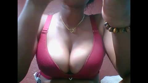 loveinlife750427 online show from 11-18-25, 08:41