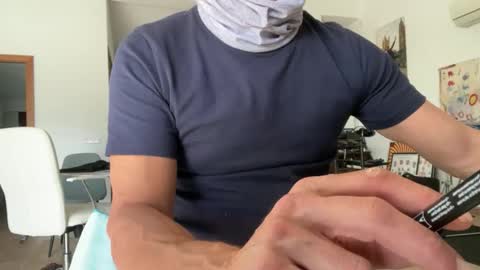 Loveisperfect online show from 10-31-25, 11:55