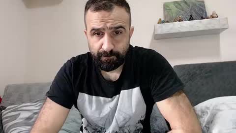 Snapshot of loveivat80 chatting on 12-16-24, 07:04 loveivat80 online show from 12-16-24, 07:04