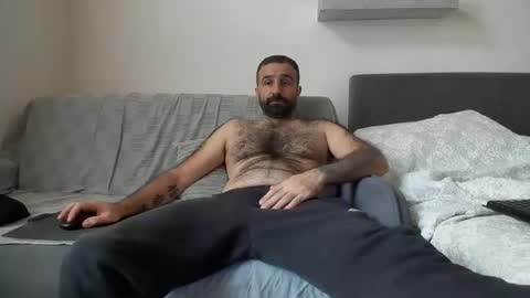 Snapshot of loveivat80 chatting on 10-05-25, 07:07 loveivat80 online show from 10-05-25, 07:07