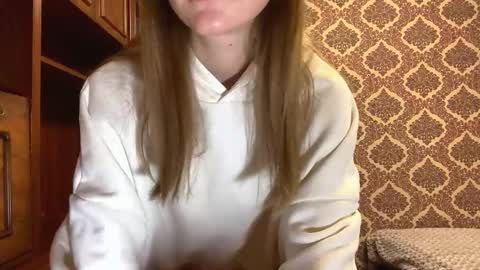 Ella online show from 11-09-25, 06:12