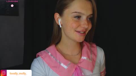 Molly online show from 11-09-25, 04:16