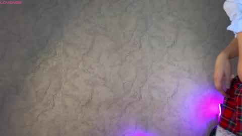 Snapshot of lovelly_molly chatting on 03-30-26, 06:53 Molly online show from 03-30-26, 06:53
