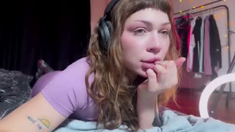 Elsa online show from 12-07-24, 03:52