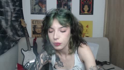 Cassie online show from 02-03-25, 08:46