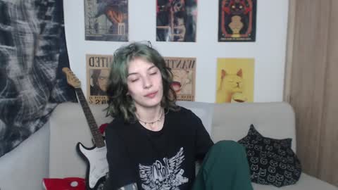 Cassie online show from 02-06-25, 09:49