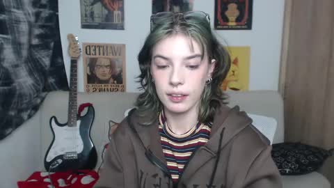 Cassie online show from 02-09-25, 10:21