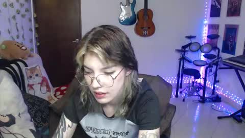 Cassie online show from 11-14-25, 12:31