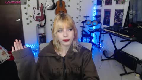 Cassie online show from 02-01-26, 05:17