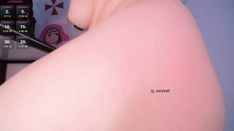 Independent model Modelo independiente online show from 05-21-26, 04:41