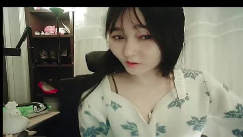 DANA KIM online show from 11-23-25, 12:49