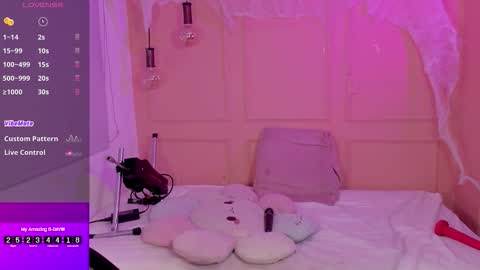 Emma online show from 10-27-25, 01:15