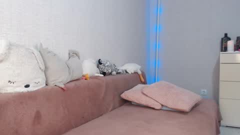 Lovely Hayley online show from 10-23-25, 11:14