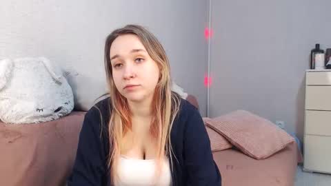 Lovely Hayley online show from 02-02-26, 09:46