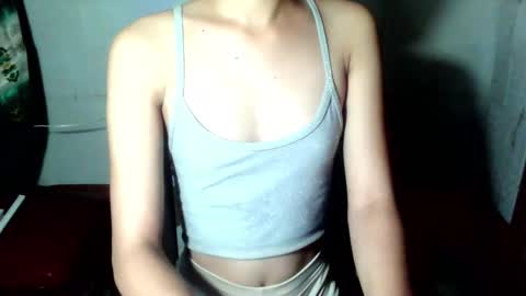 lovely_joan123 online show from 04-18-26, 02:54