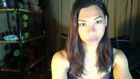 lovely_krizzy online show from 02-17-26, 11:18