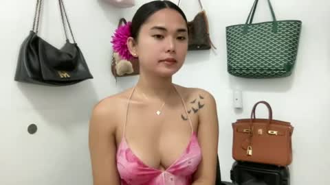 Snapshot of lovely_maria_x chatting on 06-28-26, 04:07 Maria online show from 06-28-26, 04:07