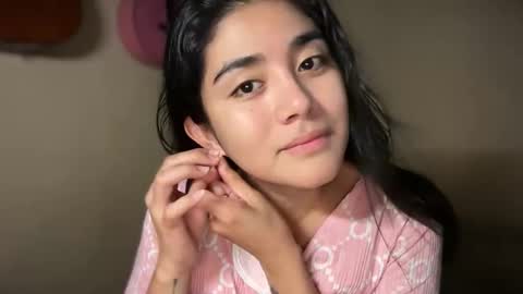 Snapshot of lovely_meg chatting on 06-06-26, 12:32 M E G online show from 06-06-26, 12:32