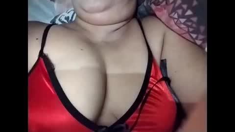 Snapshot of lovely_orchid chatting on 05-16-26, 01:21 lovely_orchid online show from 05-16-26, 01:21