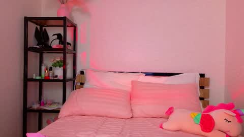 Lolly online show from 11-21-25, 01:37