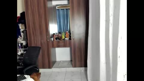 Snapshot of lovely_princes1 chatting on 05-04-26, 04:36 I am witty online show from 05-04-26, 04:36