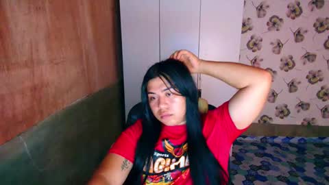 Snapshot of lovely_ricaxxx chatting on 10-21-25, 04:41 lovely_ricaxxx online show from 10-21-25, 04:41