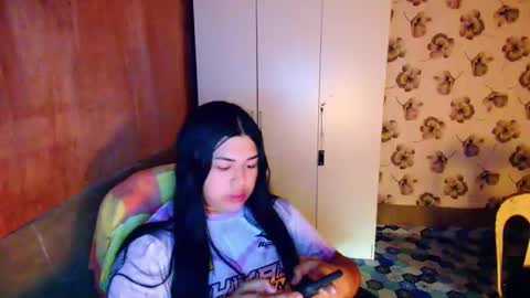 Snapshot of lovely_ricaxxx chatting on 10-24-25, 07:49 lovely_ricaxxx online show from 10-24-25, 07:49