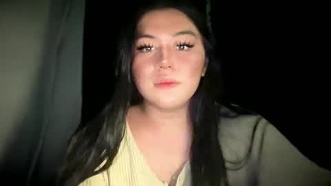 Snapshot of lovely_ricaxxx chatting on 12-20-25, 06:48 lovely_ricaxxx online show from 12-20-25, 06:48