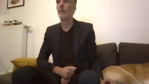 Max online show from 09-09-25, 03:39
