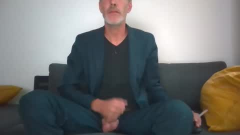 Max online show from 09-09-25, 06:07