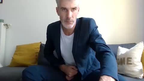 Max online show from 10-03-25, 02:03