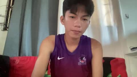 Snapshot of lovelyboy_jm chatting on 06-11-26, 12:19 lovelyboy_jm online show from 06-11-26, 12:19