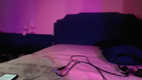 Lovely Enigma online show from 03-07-25, 08:23