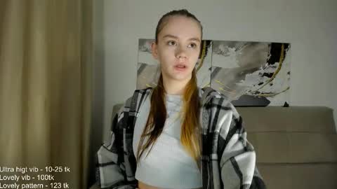 lovelygracee online show from 09-19-25, 05:24