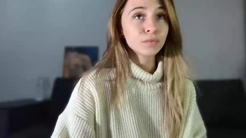 Kate only online show from 03-08-25, 03:24