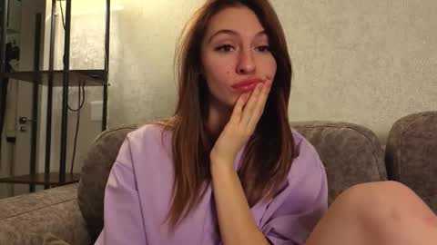 Kate only online show from 01-08-26, 01:13