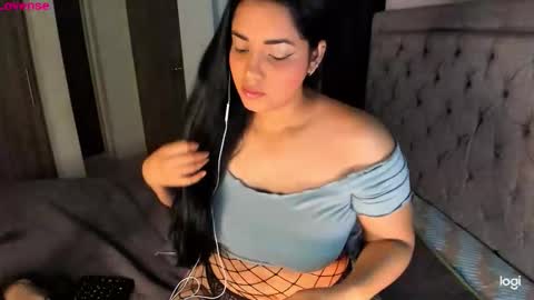 Snapshot of lovelykendall chatting on 10-30-25, 12:50 Kendall  online show from 10-30-25, 12:50